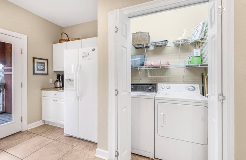 Fort Morgan Pines House | 🌴Point of View: Steps from the Sand, Pools & Fun!🌴