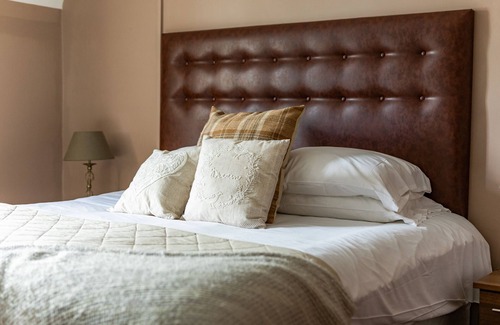 Willaston Hotel | Pollards Inn
