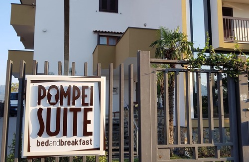 Pompei Apartment | Pompeii Suite Martina . Your home without worries