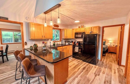 Albrightsville Ski Chalet | Pool/Grill/Lake Access/Near all Activities