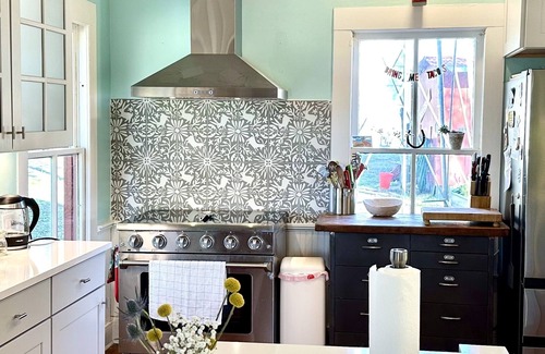 Johnson City Other | Pool, pickleball, gathering spaces in the wine country