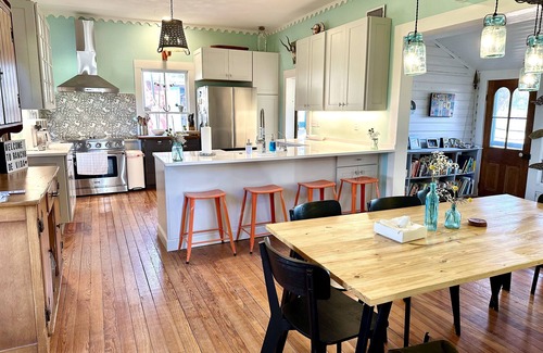 Johnson City Other | Pool, pickleball, gathering spaces in the wine country