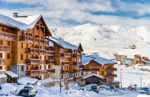 La Toussuire Apartment | Pool Retreat in La Toussuire