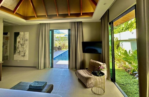 Cherngtalay Villa | Pool Villa 4 bdr Phuket Bang Tao