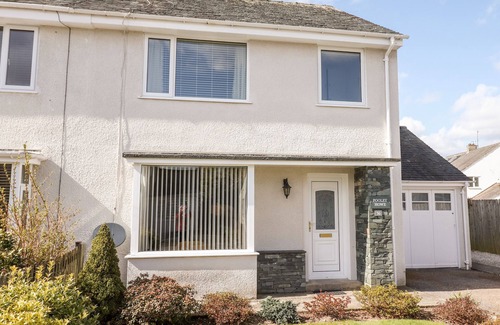 Portinscale Cottage | POOLEY HOWE, pet friendly, with open fire in Keswick