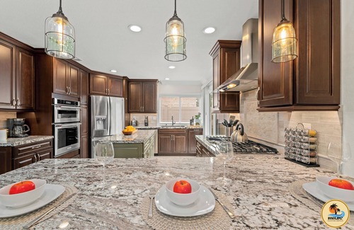 San Diego House | Poolside Bliss- 4BR Upscale Tierrasanta Getaway