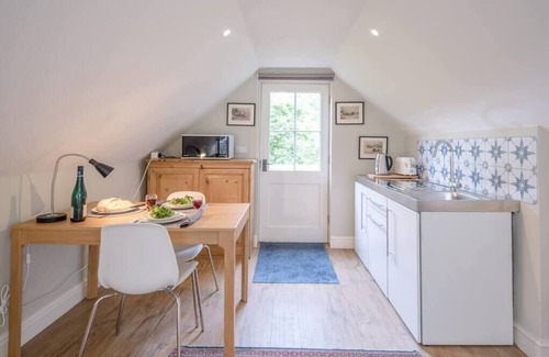 Earl Soham Apartment | Poplar Farm Cartlodge, Earl Soham