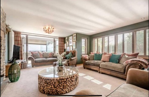 Keynsham House | Poplars Cottage Luxury Detached -Nr Bristol & Bath