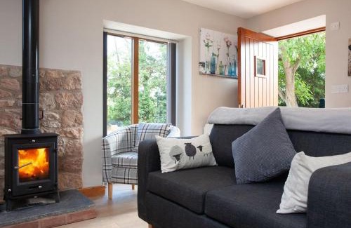 Hewish House | Poppy Cottage - Uk31296