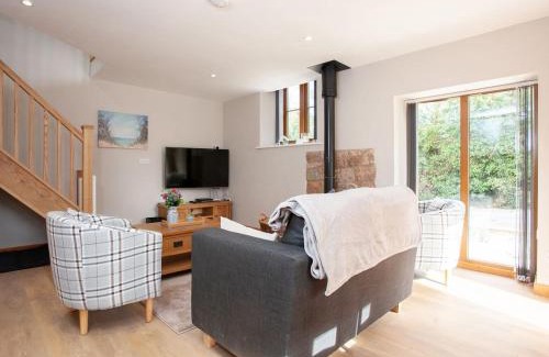 Hewish House | Poppy Cottage - Uk31296