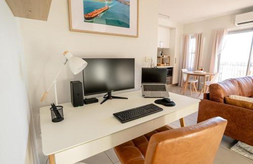 Wedgefield Apartment | Port Hedland Business Suite - Oceanfront & Private