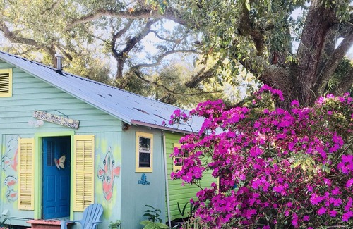 Port St. Joe Cottage | Port St. Joe Bungalow under the oaks- walk to the Bay