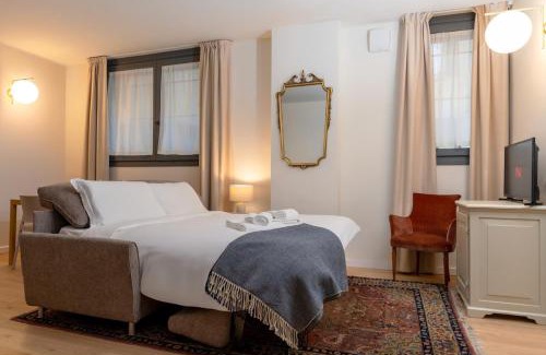 Porta Venezia Apartment | Porta Venezia Stylish Haven