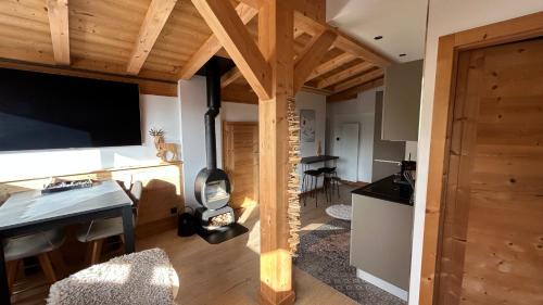 Montriond Apartment | Portes du Soleil T3 "comme un chalet" direct access Morzine Avoriaz