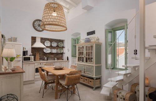 Gavrio Apartment | Porto Sereno Andros Suites