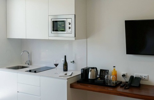 Resende House | Portovella Lodges & Bungalows