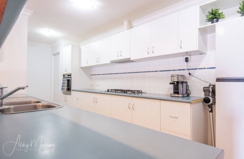 Geographe House | Portside Paradise: Experience Waterfront Lifestyle