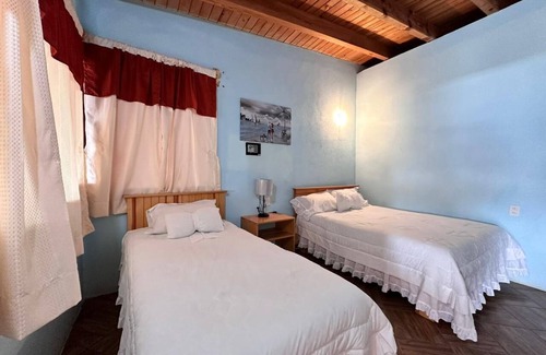 El Santuario Hotel | POSADA LOS ENCINOS