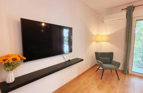 Palaio Faliro Apartment | Poseidonos Seaside Apartment