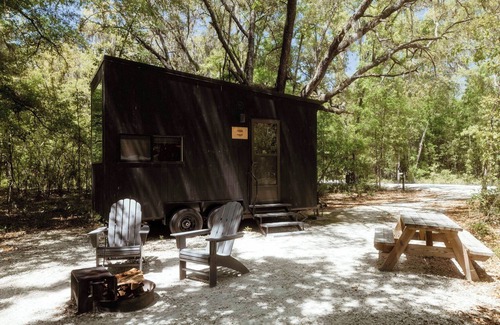 Seneca Cabin | Postcard Cabins Lake Hartwell, Outdoor Collection by Marriott Bonvoy
