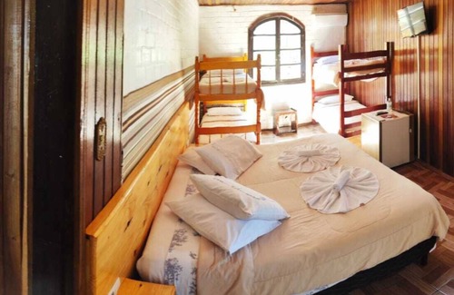 Bairro Lago Negro Hotel | Pousada Chalé das Neves