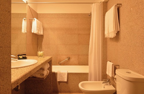 Guimaraes Hotel | Pousada Mosteiro de Guimarães - Monument Hotel