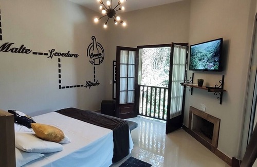 Penedo House | Pousada Valle dos Pássaros