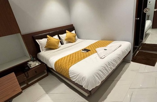 Marol Hotel | Powai Inn By Glitz Hotels