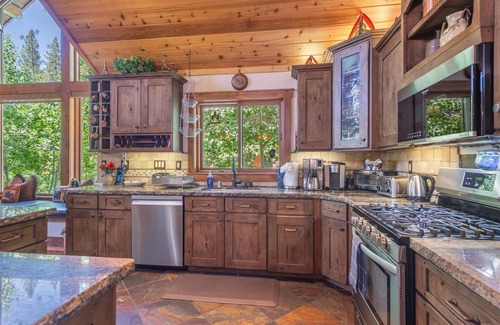 Olympic Valley House | Powder Moon Luxury Home, Stunning 5 Bed 4 bath property Available for Christmas