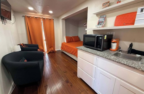 Medicine Park Apartment | PP Wichita Mtns Rooftop View -Ft Sill Grad,Slps 4