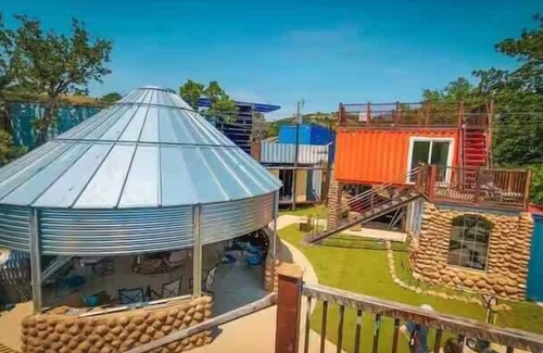 Medicine Park Apartment | PP Wichita Mtns Rooftop View -Ft Sill Grad,Slps 4