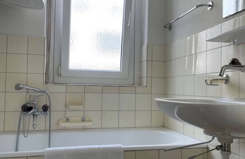 Seefeld Apartment | Practical Studio nearby Lake (Cross 6)