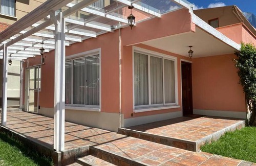 Macrodistrito Sur House | Preciosa casita en Zona Residencial de La Paz