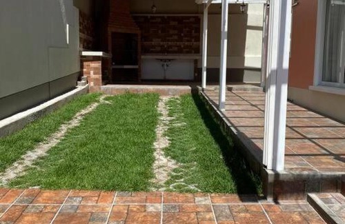 Macrodistrito Sur House | Preciosa casita en Zona Residencial de La Paz