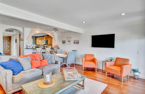 Aviara House | Premier Carlsbad furnished 2 bdrm townhouse for rent -ocean and sunset views