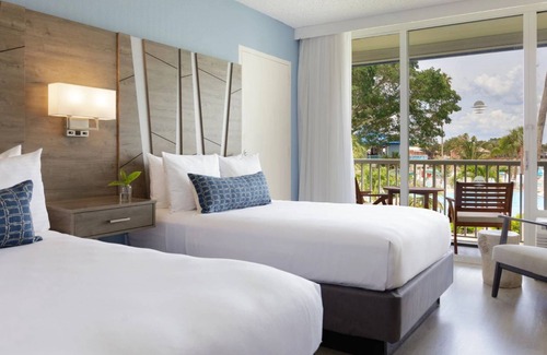 Pinellas Point Hotel | Premier Coastal Unit w/Balcony, Resort Amenities - Dining, Marina Beach Nearby