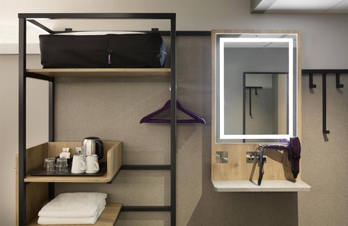 River Hotel | Premier Inn London Dagenham