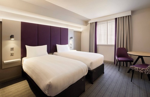 Southampton City Centre Hotel | Premier Inn Southampton City Centre - West Quay