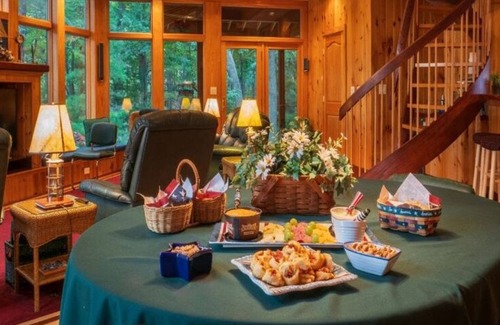 Frontenac House | Premier Island Retreat-Private-Spacious-Great Fishing-Channel-side: The best!