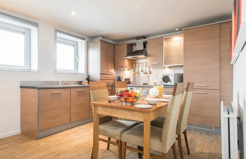 Newcastle-upon-Tyne Apartment | PREMIER SUITES Newcastle
