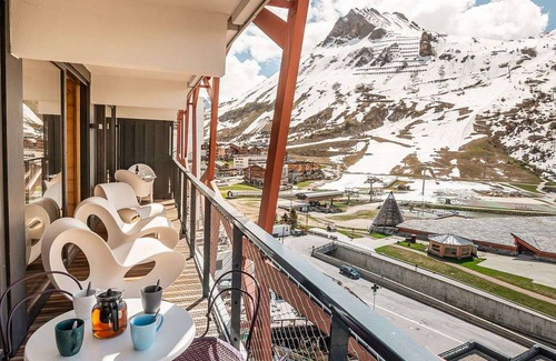 Tignes le Lac Apartment | PREMIUM 4* Apartment, 5 rooms, 8 guests, balcony, hotel services, wifi, Tignes