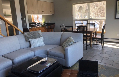 Bartlett House | Presidential Range Townhouse