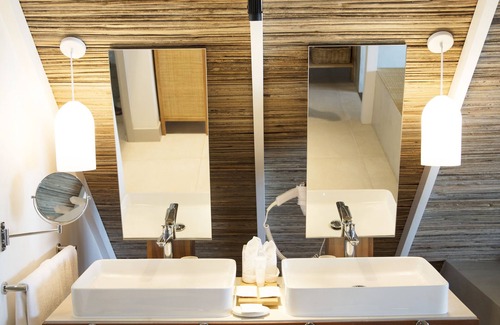 Mahebourg Resort | Preskil Island Resort