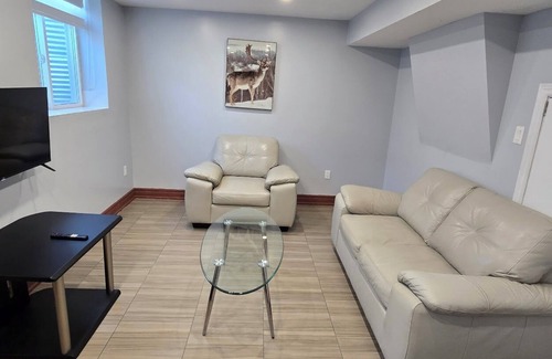 Ajax House | Prestige Accommodation