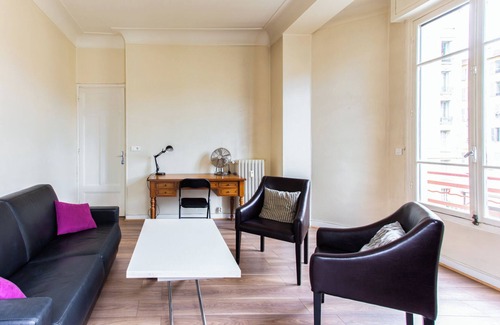 Gambetta Apartment | PRETTY 2 ROOMS CLOSE TO ALL AMENITIES