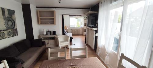 Cronenbourg Ouest Apartment | pretty 4-room apartment in a quiet area 3 bedrooms