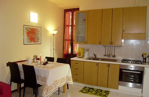 Orta San Giulio Apartment | PRETTY CENTRAL APARTMENT, HISTORIC CENTER WITH PARTIAL LAKE VIEW