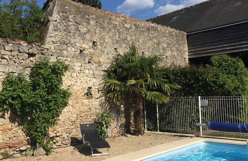 Ingrannes House | PRETTY FAMILY POOL HOUSE IN THE ORLEANS FOREST