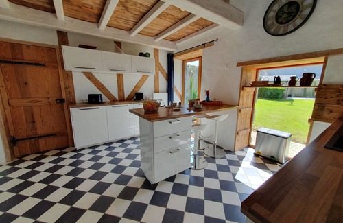 Kerlouan House | Pretty stone house with large garden for 6