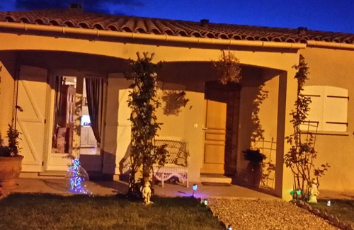 Limoux Villa | Pretty villa with pool